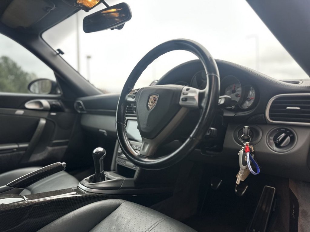 Used Porsche 911 2006 for sale - 77534740: Photo 14