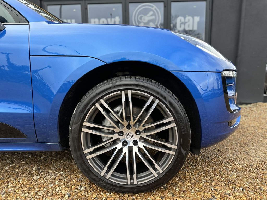 Used Porsche Macan 2017 for sale - 77384070: Photo 15