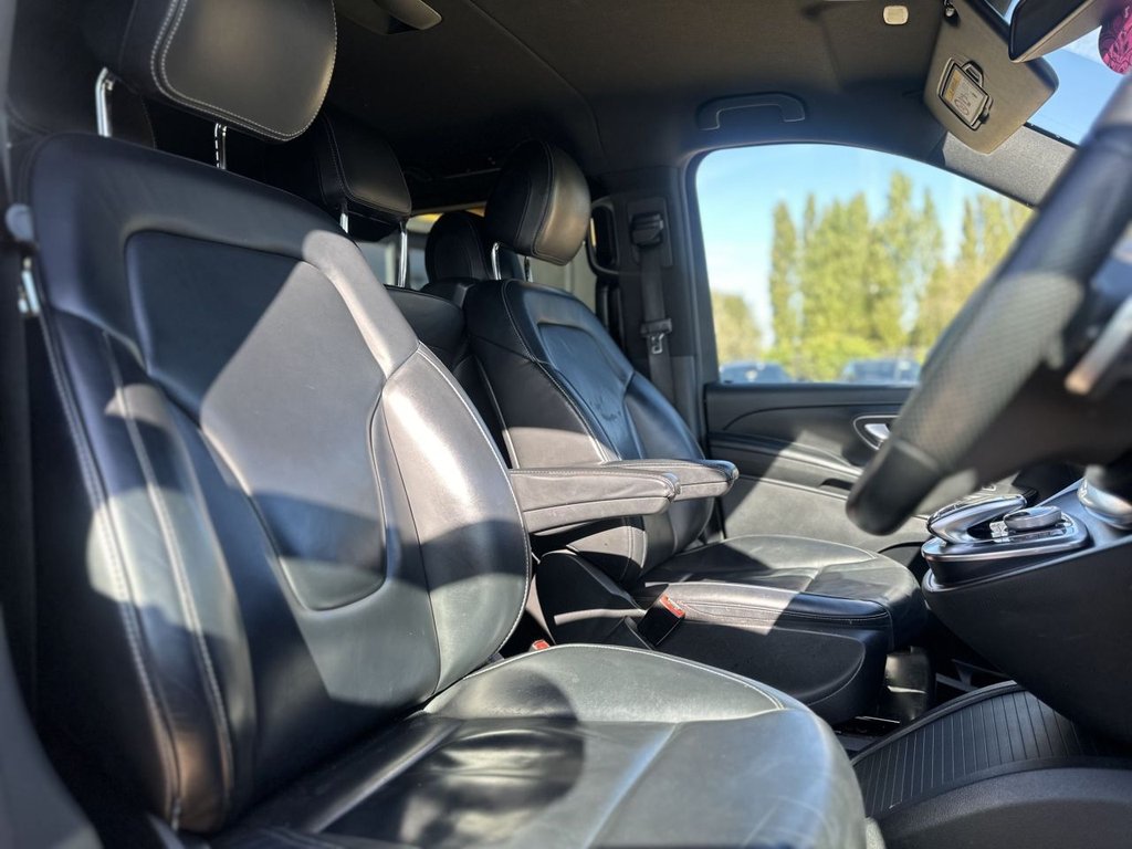 Used Mercedes-Benz V-Class 2018 for sale - 76118977: Photo 14