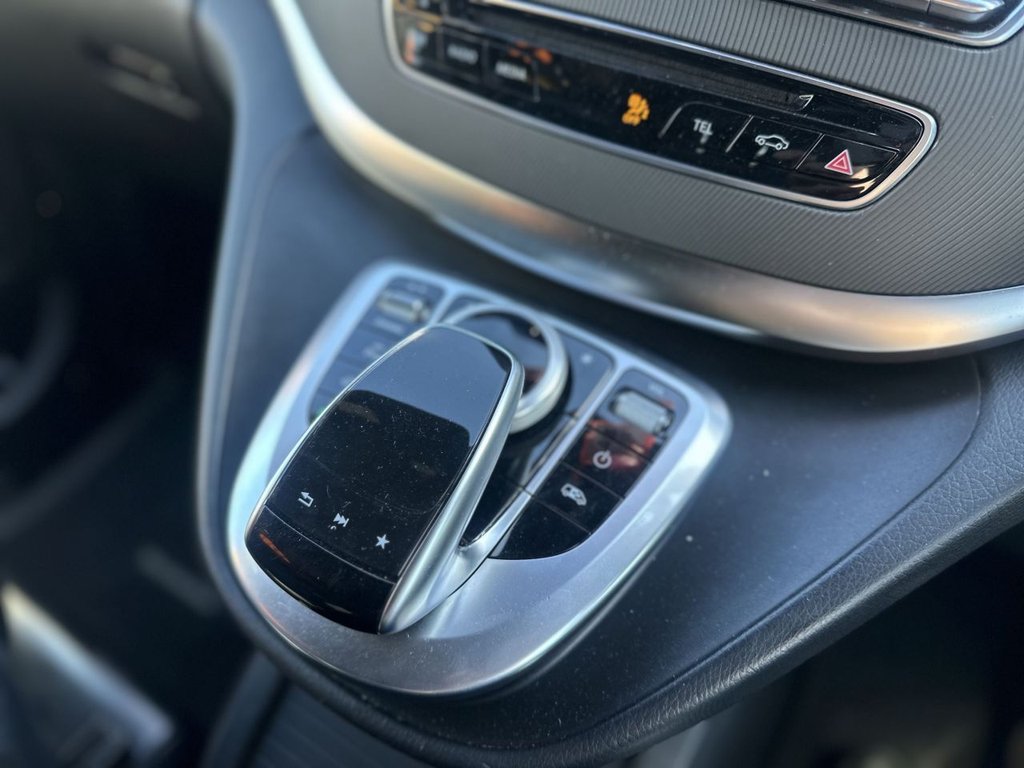 Used Mercedes-Benz V-Class 2018 for sale - 76118977: Photo 20