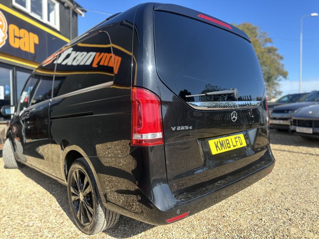 Used Mercedes-Benz V-Class 2018 for sale - 76118977: Photo 7