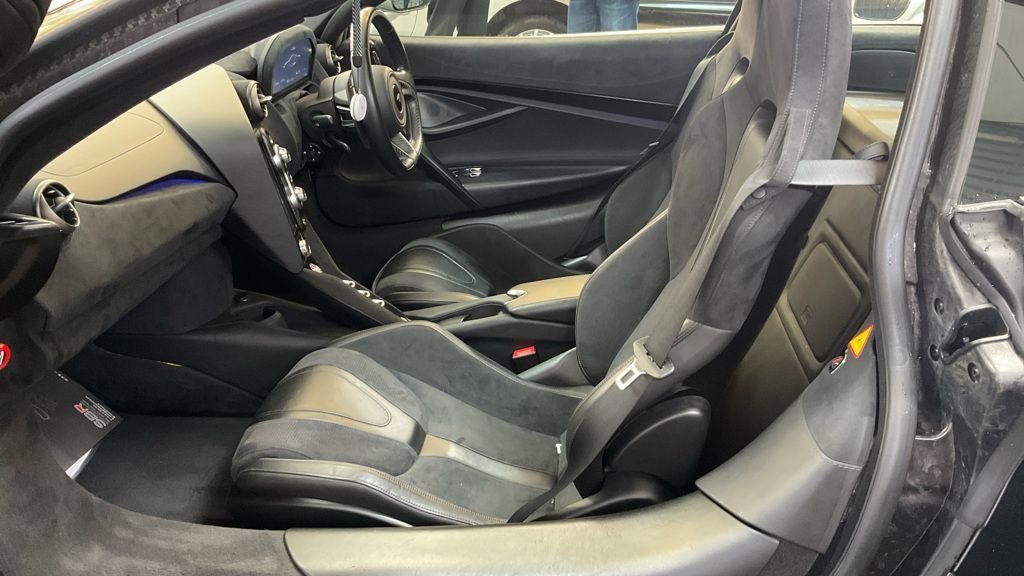 Used McLaren 720S 2019 for sale - 76950136: Photo 8