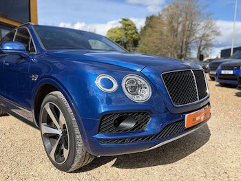 Used Bentley Bentayga 2020 for sale - 78162505: Photo