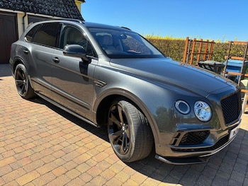 Used Bentley Bentayga 2017 for sale - 78539828: Photo
