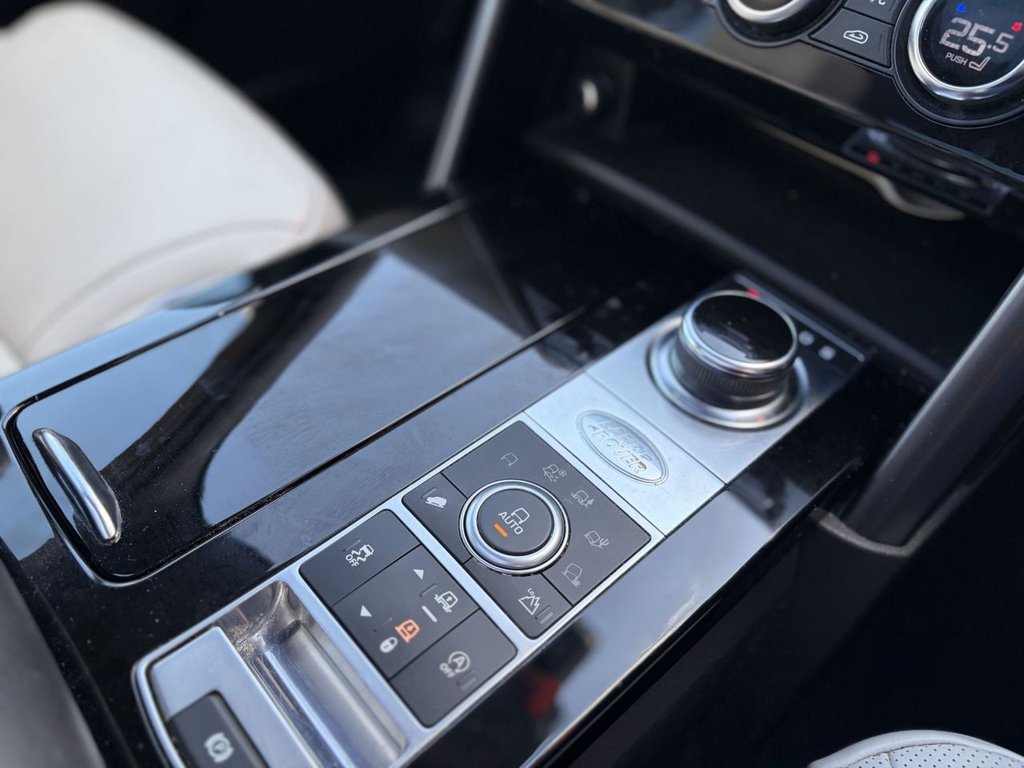 Used Land Rover Discovery 2020 for sale - 78162508: Photo 15