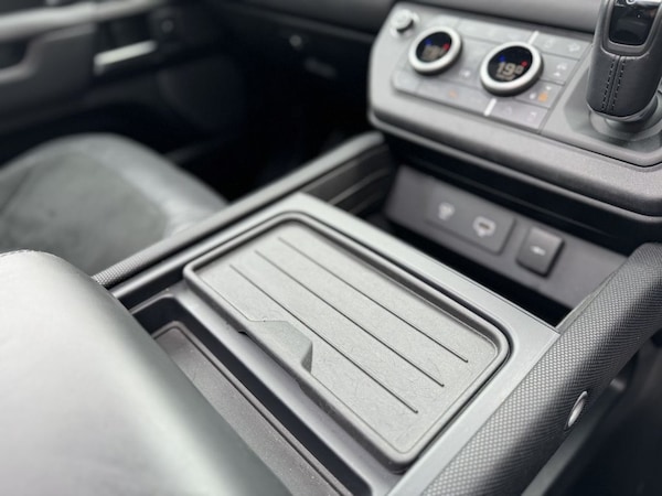 Used Land Rover Defender 2023 for sale - 74617201: Photo 13