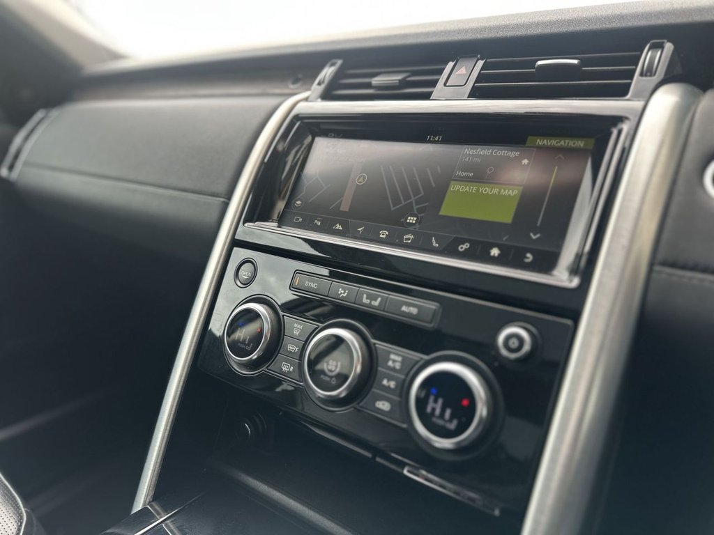 Used Land Rover Discovery 2017 for sale - 76118927: Photo 12