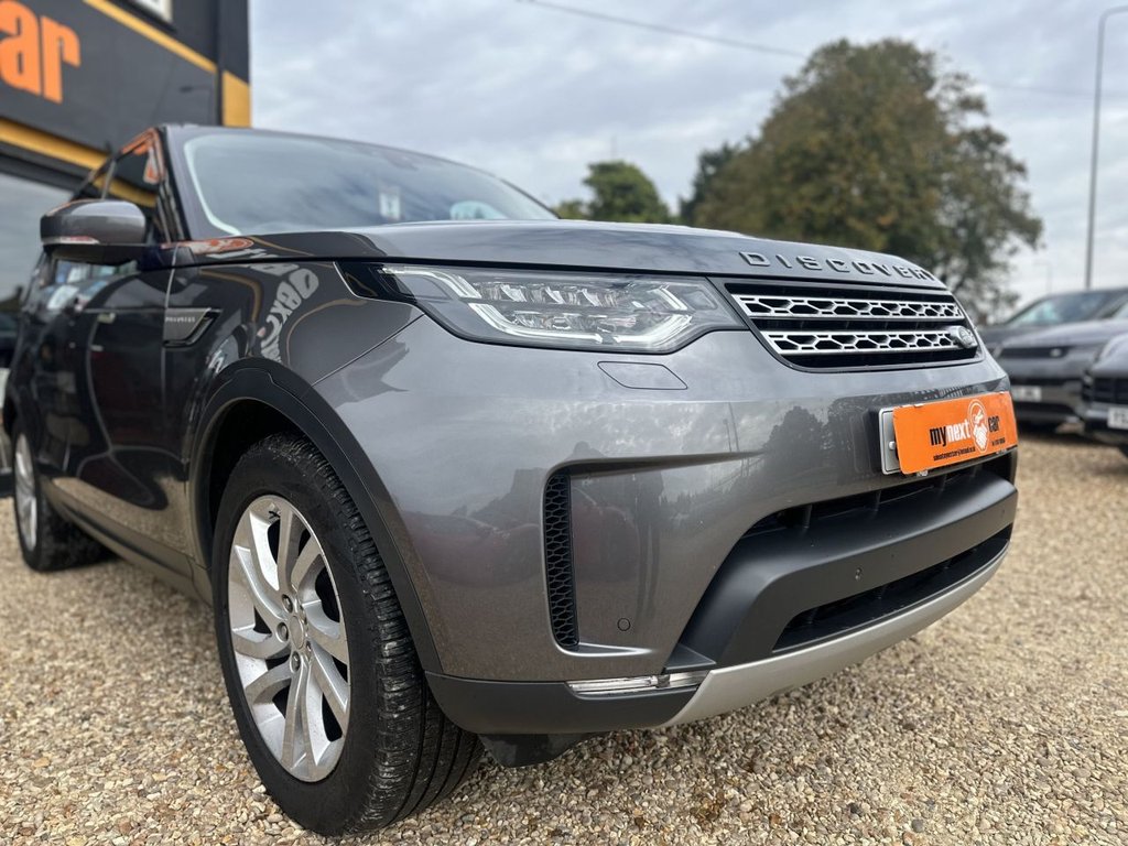 Used Land Rover Discovery 2017 for sale - 76118927: Photo 2