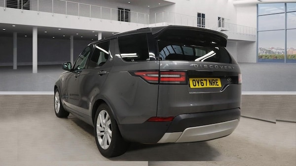 Used Land Rover Discovery 2017 for sale - 76118927: Photo 3