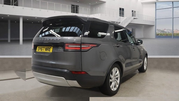 Used Land Rover Discovery 2017 for sale - 76118927: Photo 4