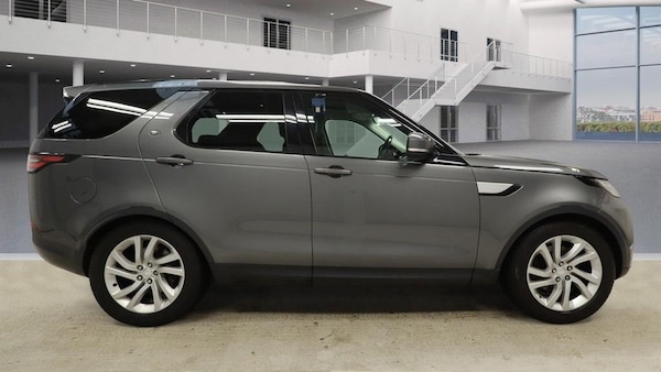 Used Land Rover Discovery 2017 for sale - 76118927: Photo 5