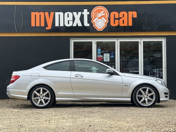 Used Mercedes-Benz C-Class 2012 for sale - 75653959: Photo 10