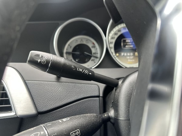 Used Mercedes-Benz C-Class 2012 for sale - 75653959: Photo 17