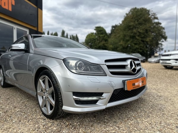 Used Mercedes-Benz C-Class 2012 for sale - 75653959: Photo 2