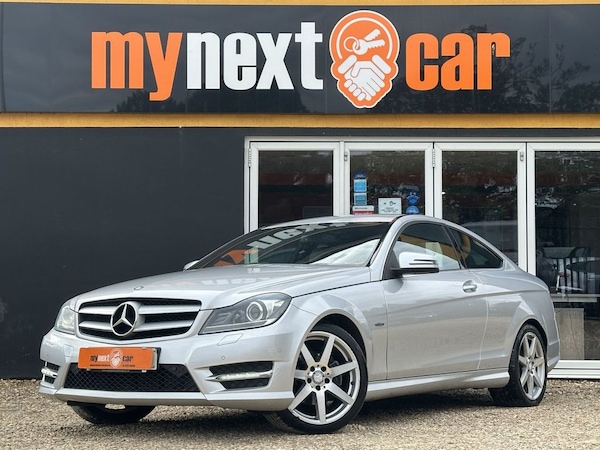 Used Mercedes-Benz C-Class 2012 for sale - 75653959: Photo 4