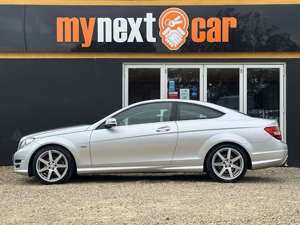 Used Mercedes-Benz C-Class 2012 for sale - 75653959: Photo 5