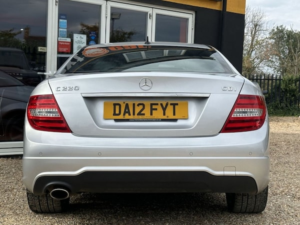 Used Mercedes-Benz C-Class 2012 for sale - 75653959: Photo 8