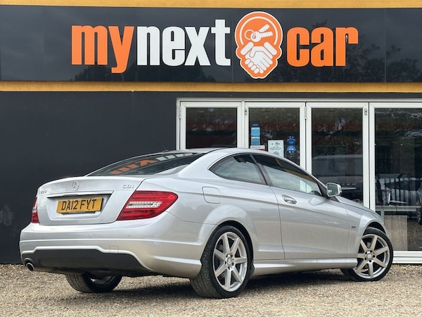 Used Mercedes-Benz C-Class 2012 for sale - 75653959: Photo 9