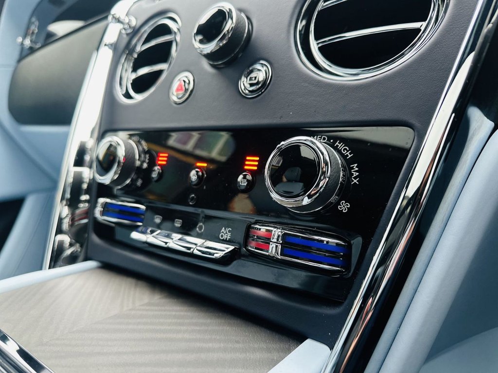 Used Rolls-Royce Cullinan Series II 2025 for sale - 76986366: Photo 30