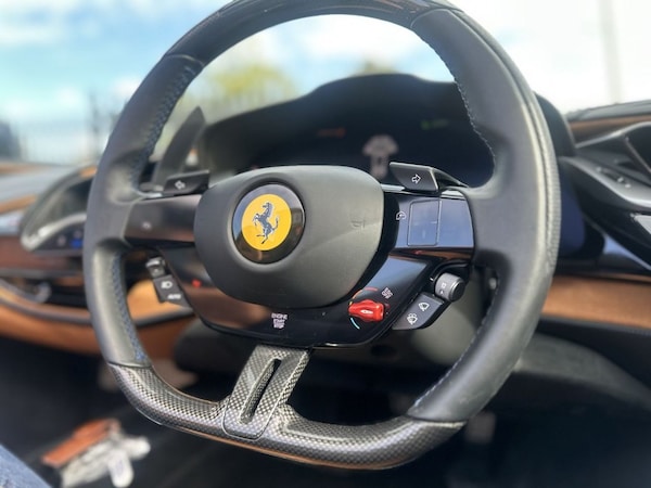 Used Ferrari SF90 Stradale 2022 for sale - 74575394: Photo 24