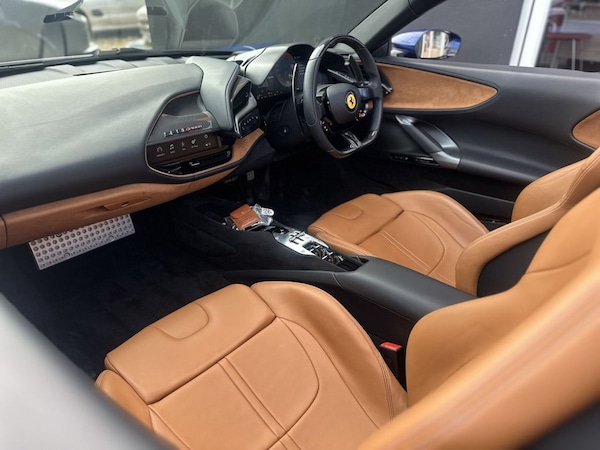 Used Ferrari SF90 Stradale 2022 for sale - 74575394: Photo 26