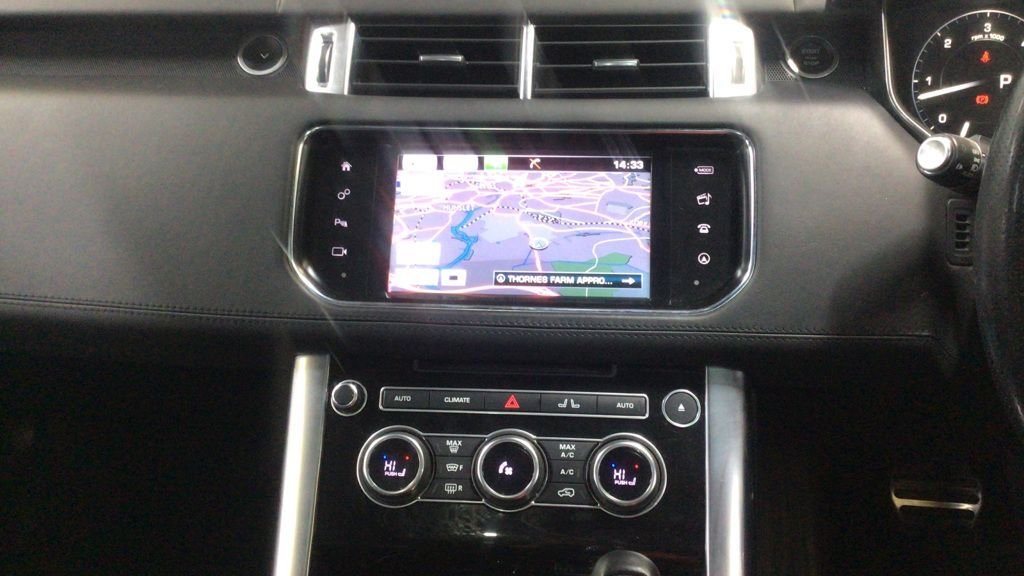 Used Land Rover Range Rover Sport 2015 for sale - 76474632: Photo 11