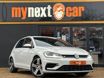 Used Volkswagen Golf 2017 for sale - 76582788: Photo