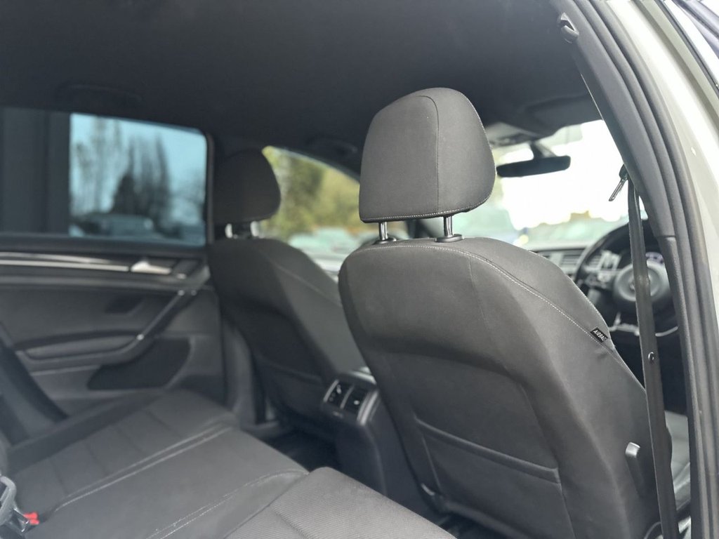 Used Volkswagen Golf 2017 for sale - 76582788: Photo 20