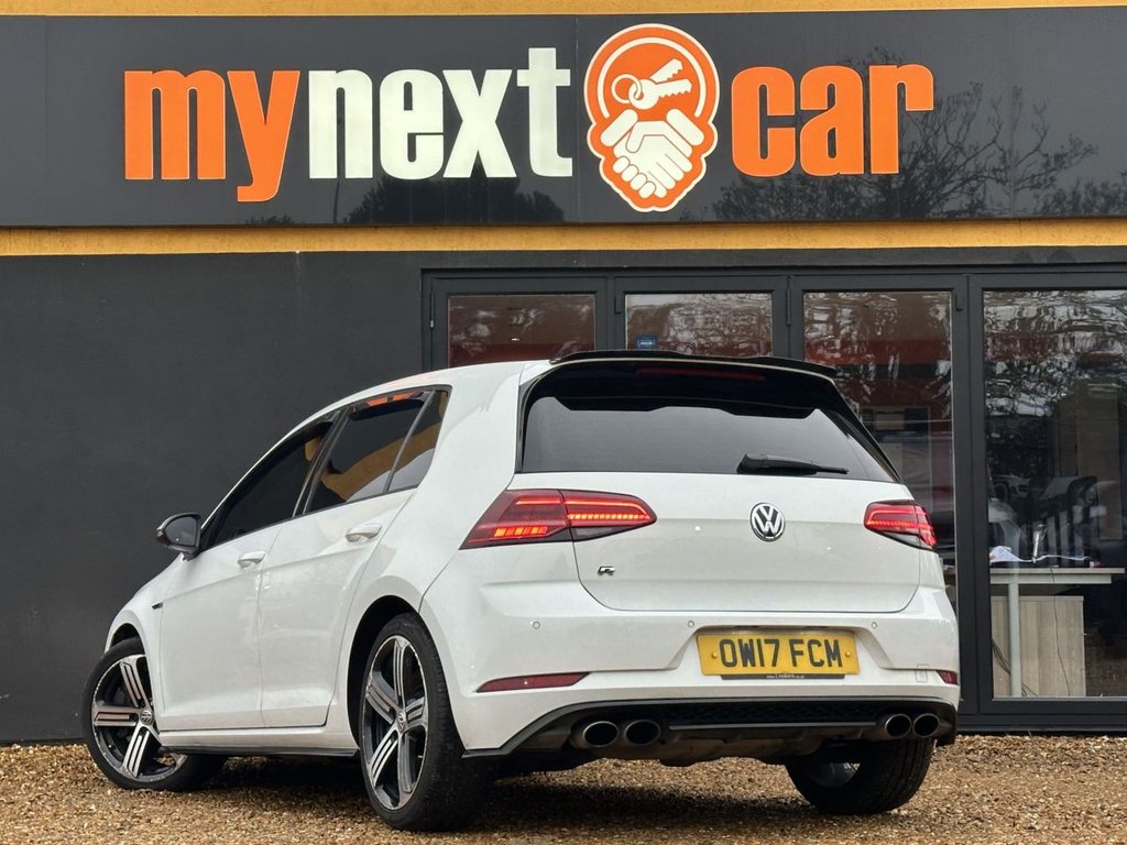 Used Volkswagen Golf 2017 for sale - 76582788: Photo 6