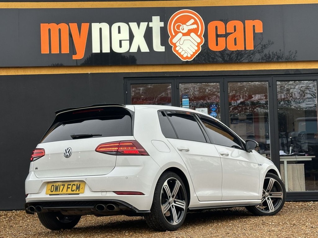 Used Volkswagen Golf 2017 for sale - 76582788: Photo 9