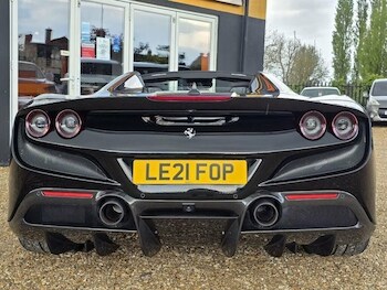 Used Ferrari F8 Spider 2021 for sale - 75653964: Photo