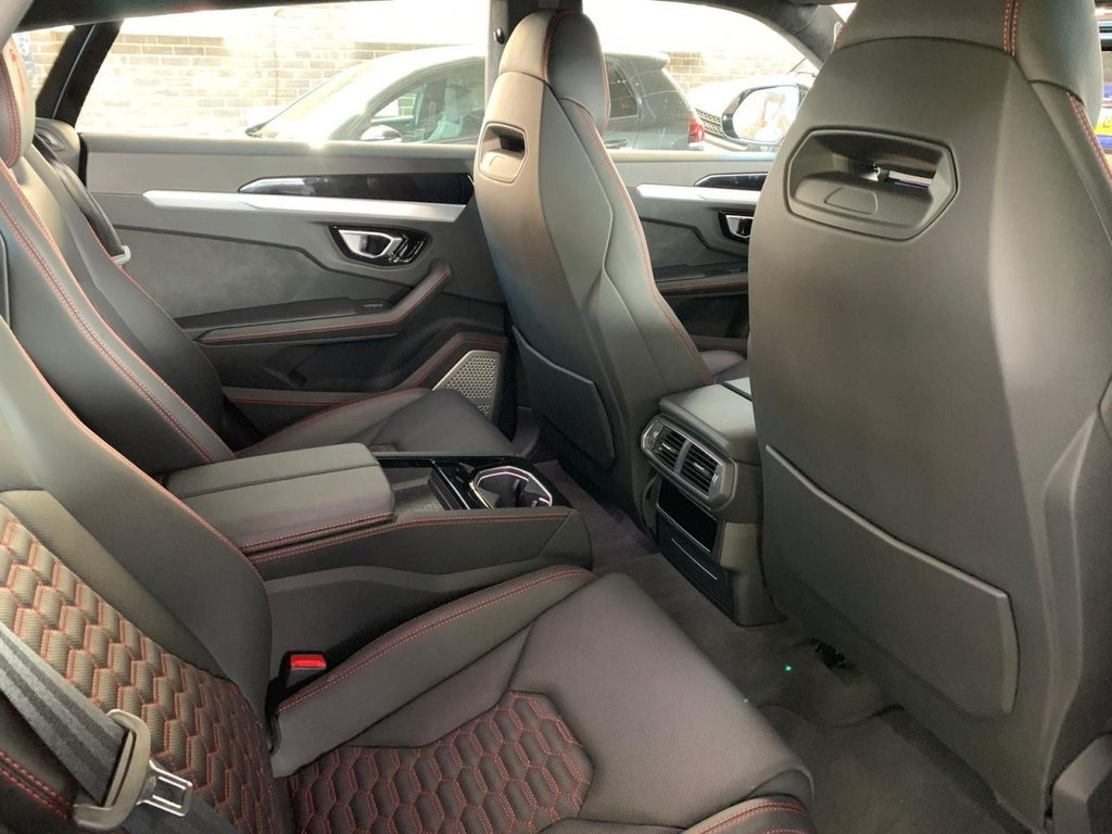 Used Lamborghini Urus 2018 for sale - 77328222: Photo 11