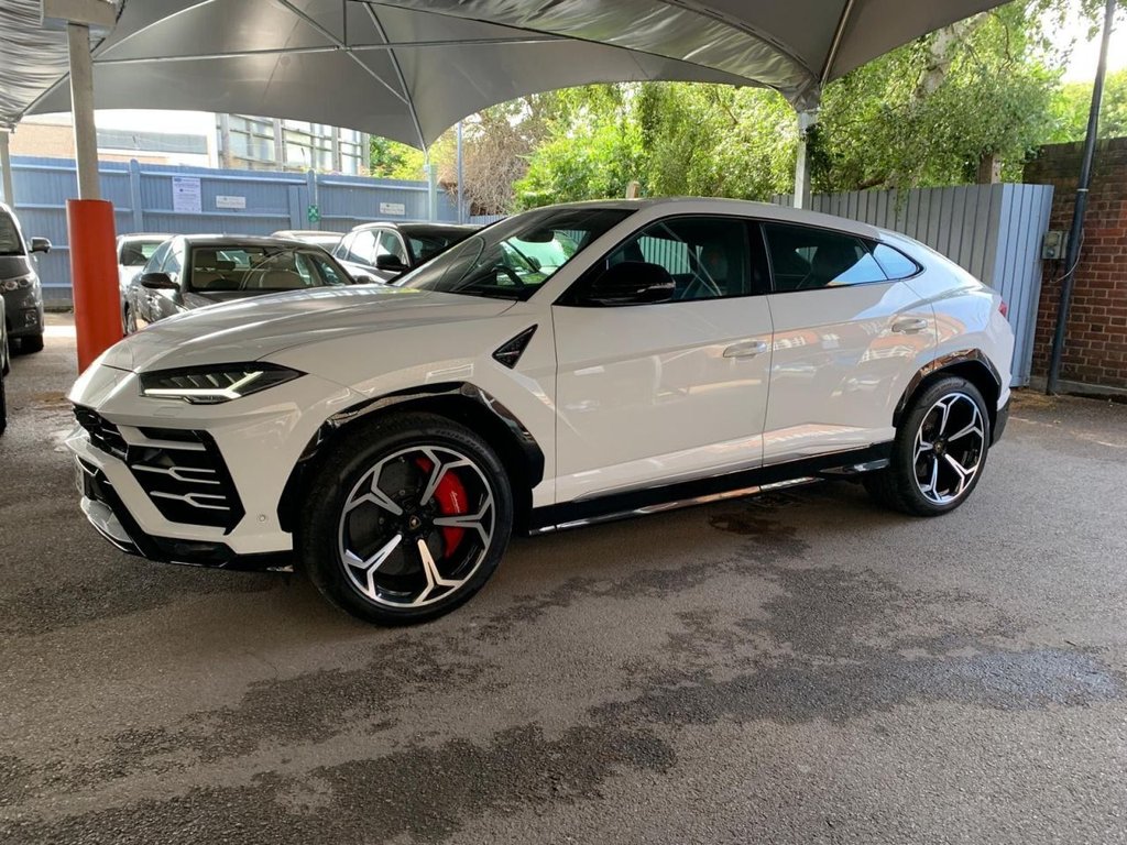 Used Lamborghini Urus 2018 for sale - 77328222: Photo 2