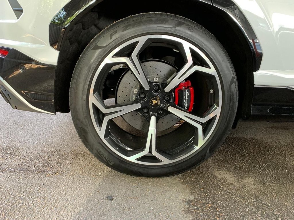 Used Lamborghini Urus 2018 for sale - 77328222: Photo 6