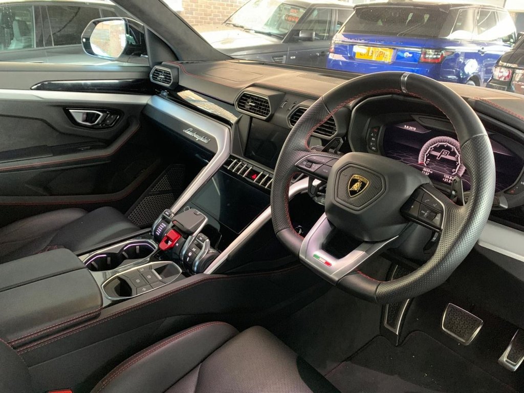 Used Lamborghini Urus 2018 for sale - 77328222: Photo 8