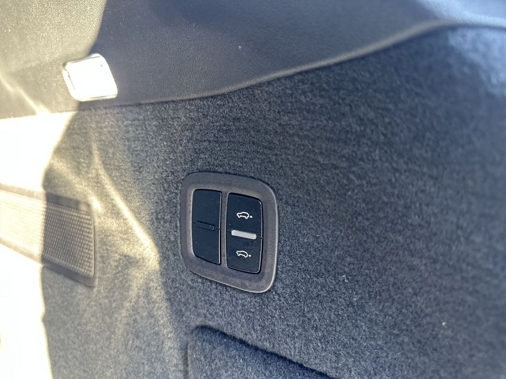 Used Porsche Cayenne 2022 for sale - 76009266: Photo 37