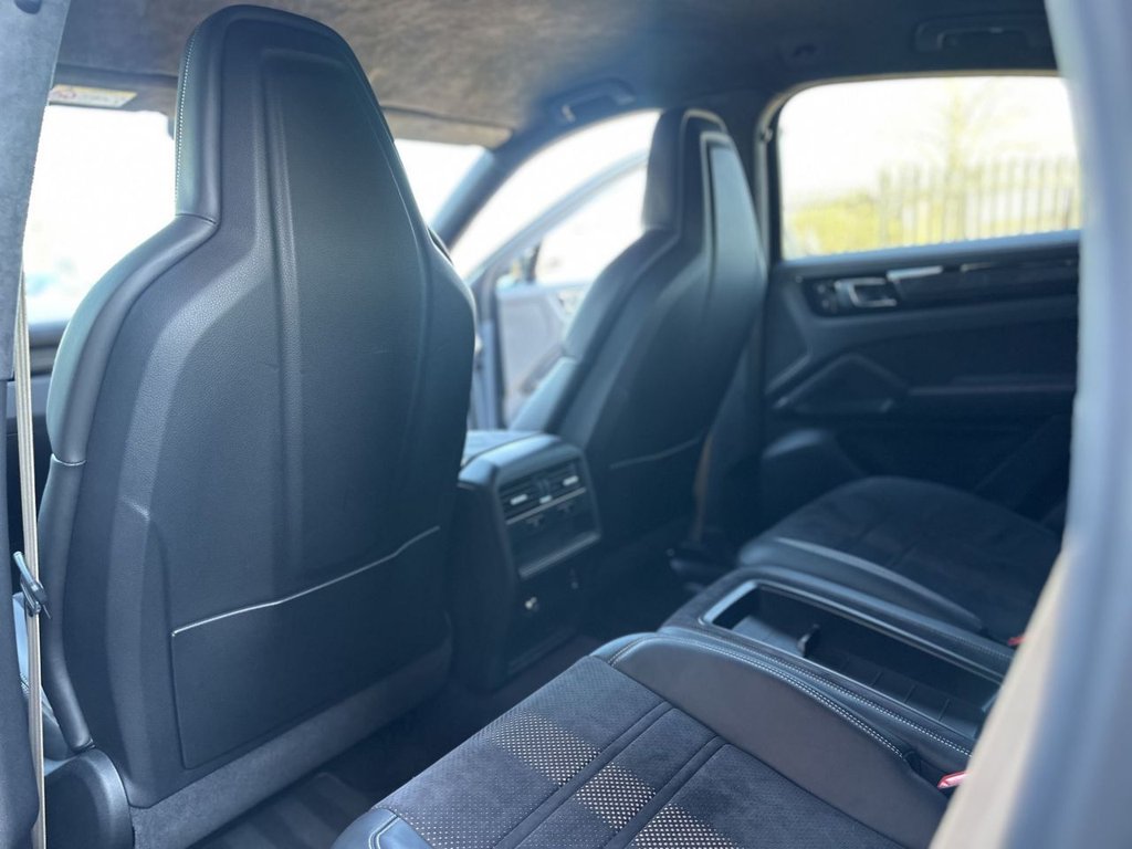 Used Porsche Cayenne 2022 for sale - 76009266: Photo 39