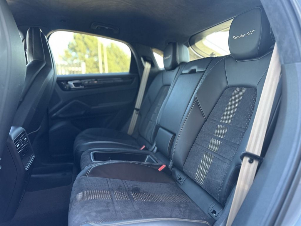 Used Porsche Cayenne 2022 for sale - 76009266: Photo 40