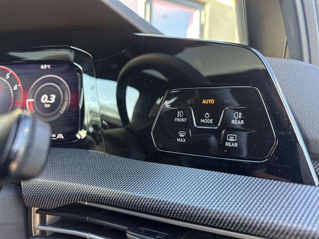 Used Volkswagen Golf 2025 for sale - 76605077: Photo 24