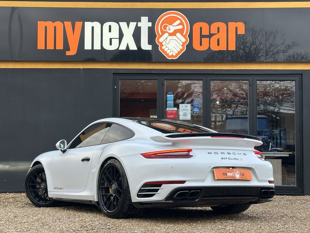 Used Porsche 911 2018 for sale - 76668135: Photo 11