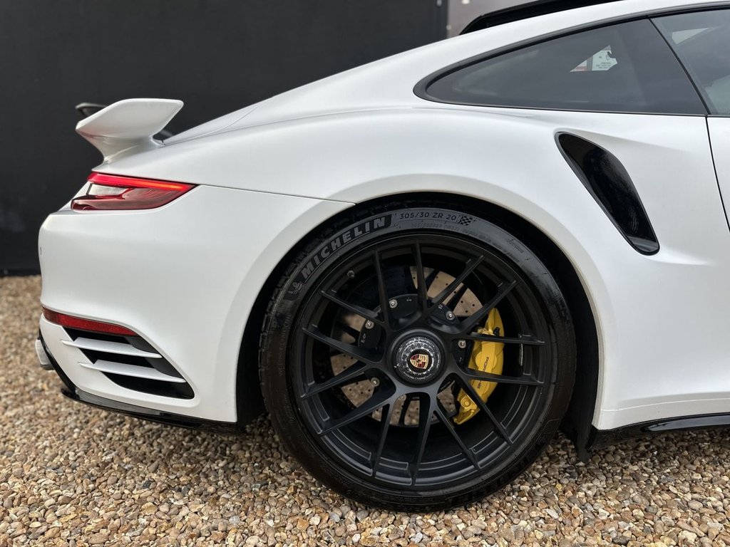 Used Porsche 911 2018 for sale - 76668135: Photo 17