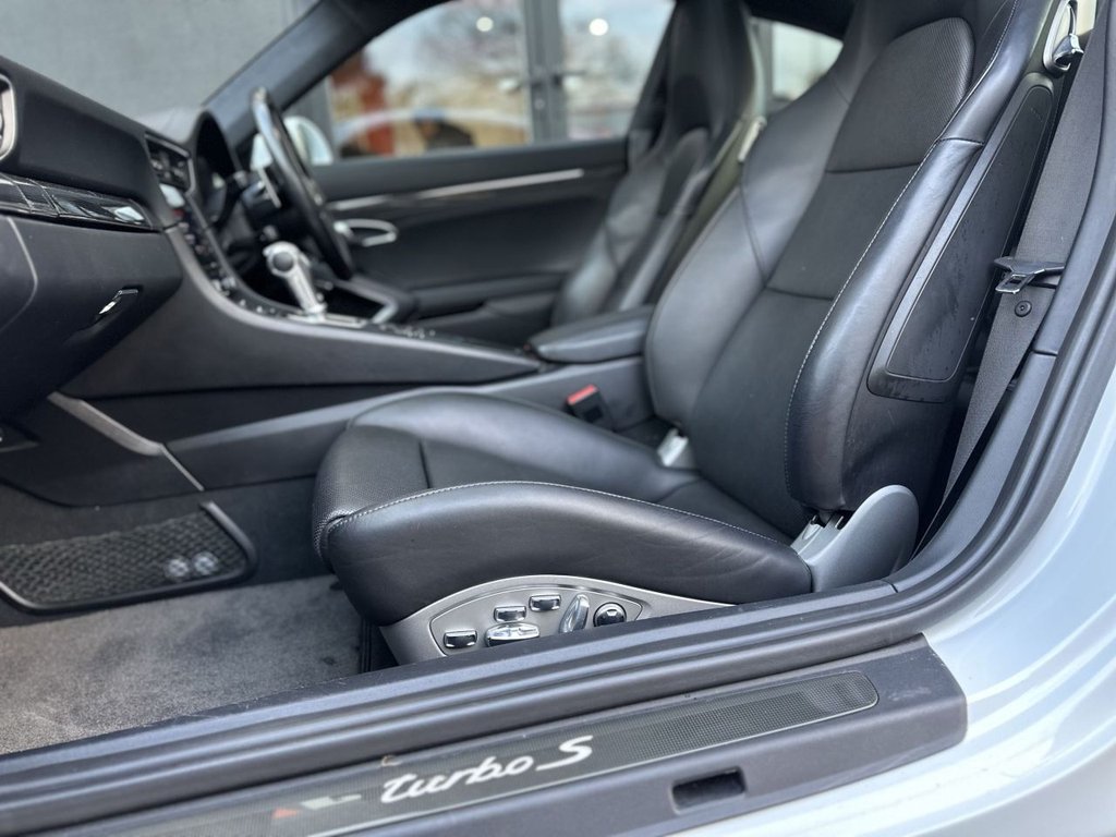 Used Porsche 911 2018 for sale - 76668135: Photo 25