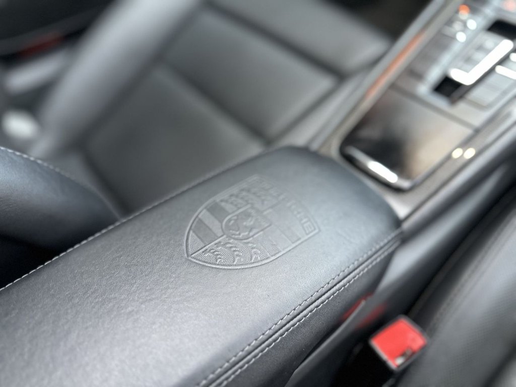 Used Porsche 911 2018 for sale - 76668135: Photo 31