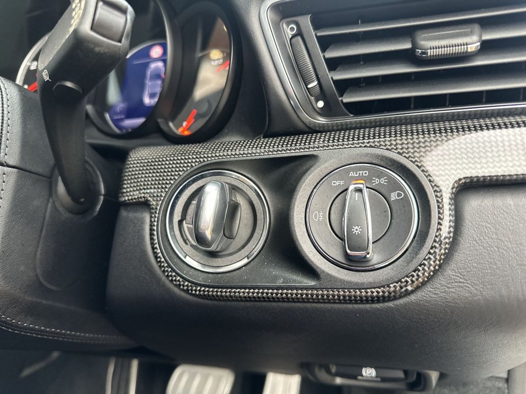 Used Porsche 911 2018 for sale - 76668135: Photo 33