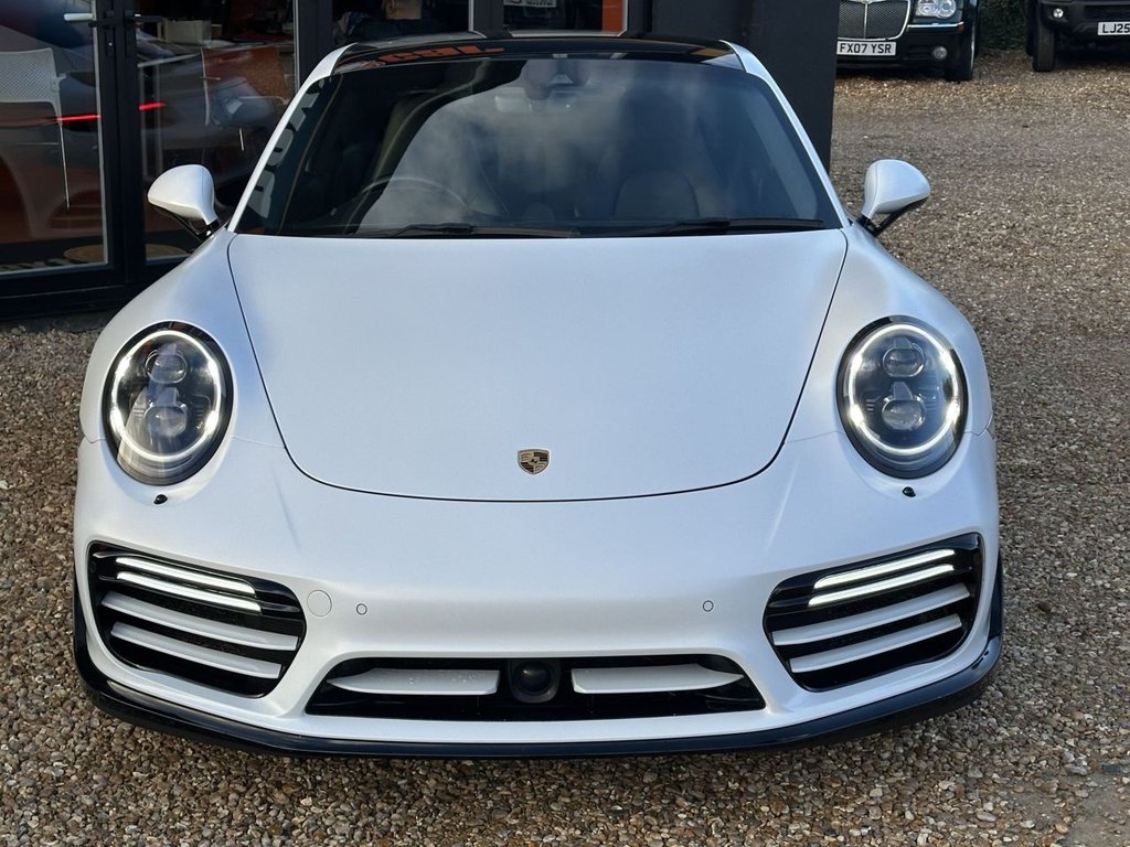 Used Porsche 911 2018 for sale - 76668135: Photo 4