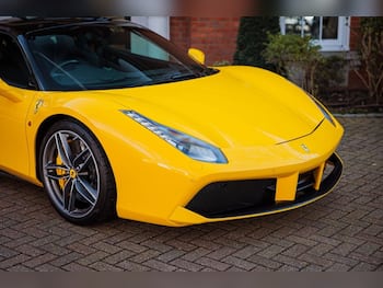 Used Ferrari 488 2018 for sale - 79857159: Photo