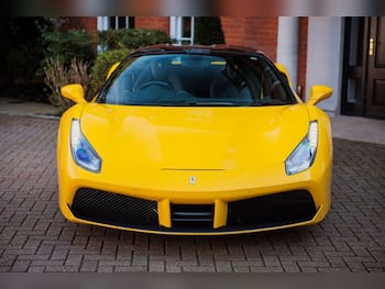 Used Ferrari 488 2018 for sale - 79857159: Photo