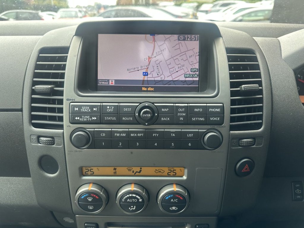 Used Nissan Navara 2010 for sale - 76797685: Photo 18