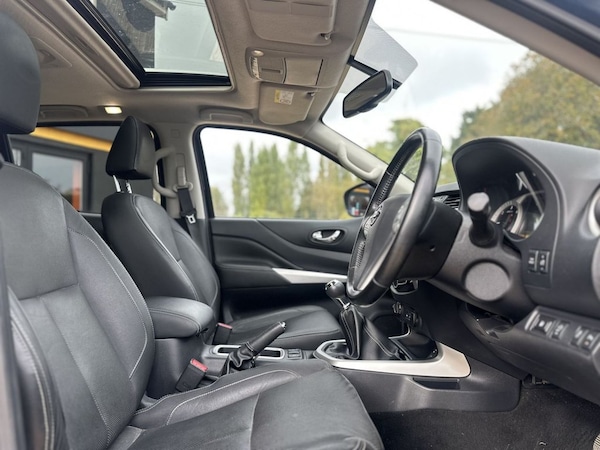 Used Nissan Navara 2018 for sale - 76250142: Photo 12