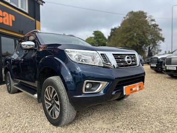 Used Nissan Navara 2018 for sale - 76250142: Photo 2